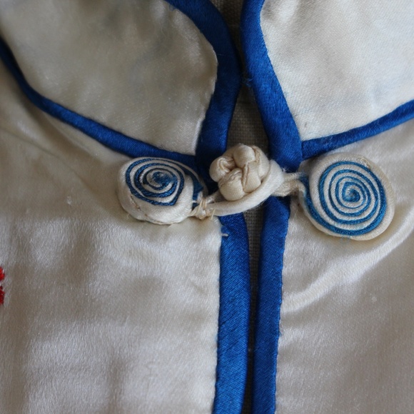 Vintage 100% silk Embroidered Chinese Pajamas - Picture 14 of 16